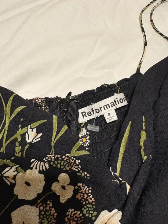 Reformation Dresses & Skirts - Reformation Kourtney Dress Black Floral Maxi Wrap Overlay Size 6